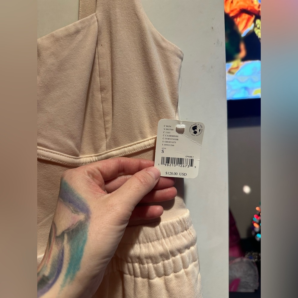 FREE PEOPLE Movement Inbound Onesie - Cashmere
$128 - Picture 6 of 7